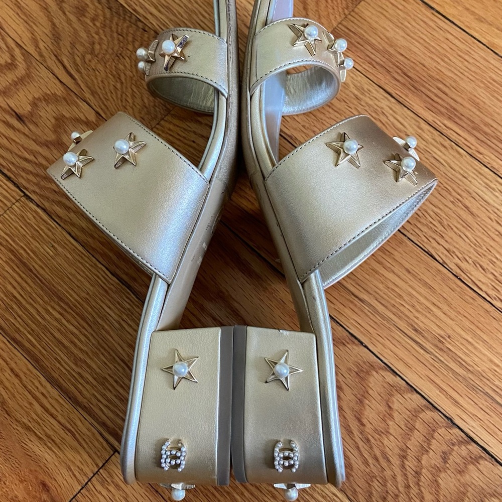 Chanel Gold Star Embellished Sandals - Picture 3 of 8